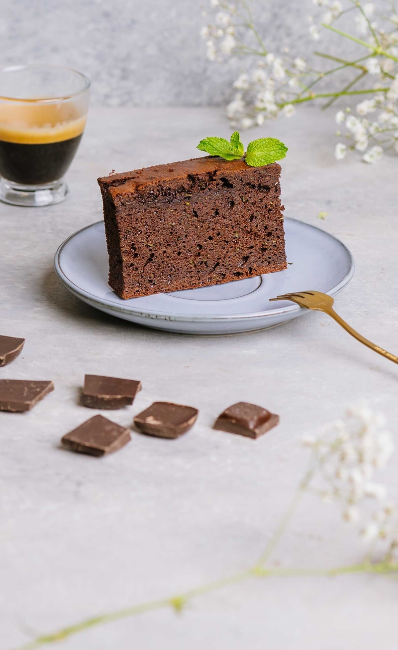 Fit brownie czekoladowo-miętowe z cukinii od MrFit Trenera
