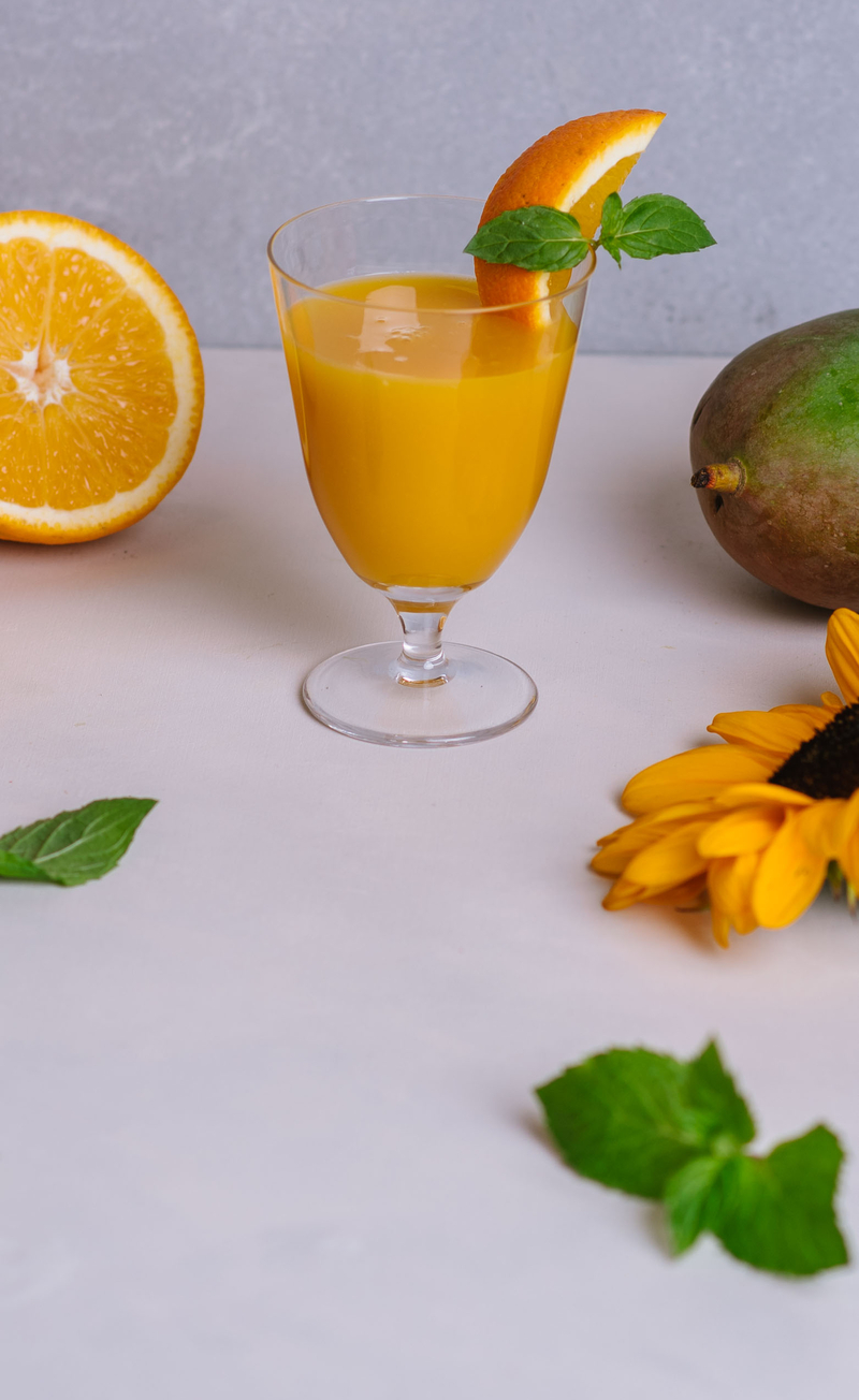 Smoothie: pomarańcza, mango