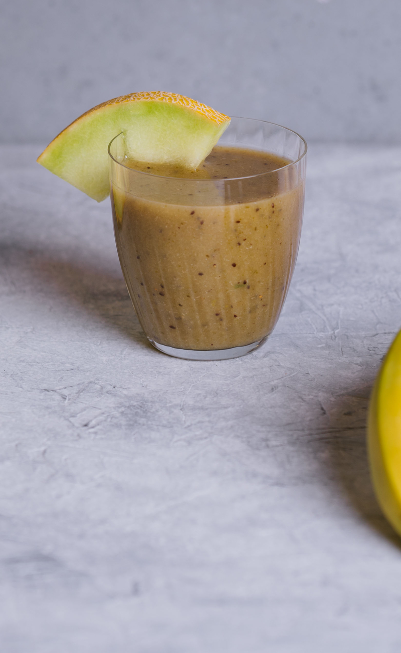 Smoothie: melon, banan, kiwi, szpinak