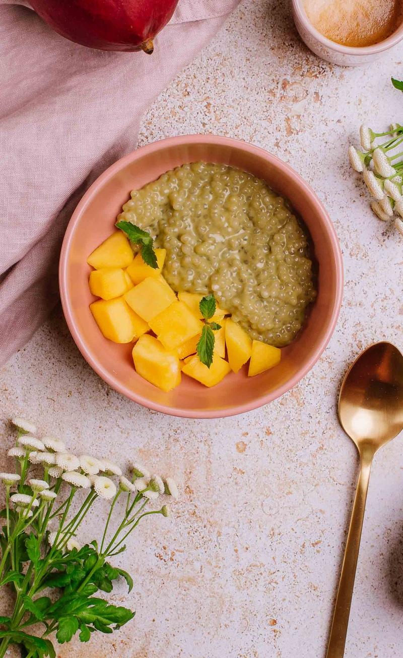 Pudding z tapioki matcha, mango