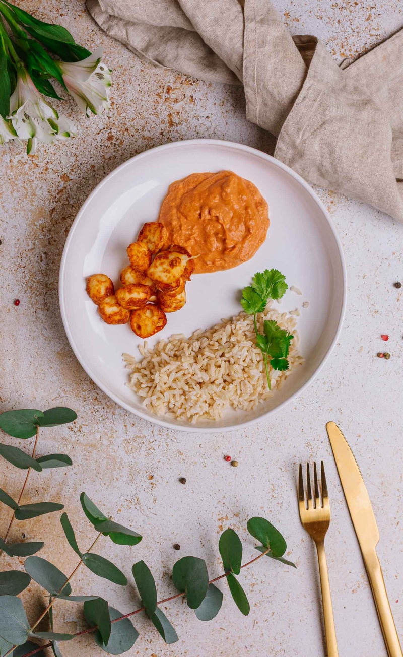 Paneer Butter Masala, ryż brązowy