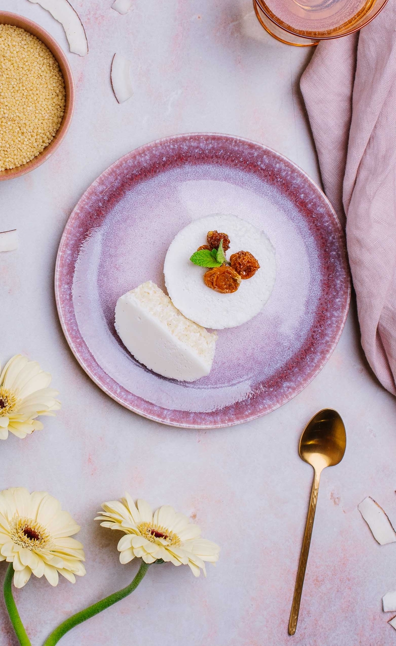 Jaglana panna cotta z jagodami goji