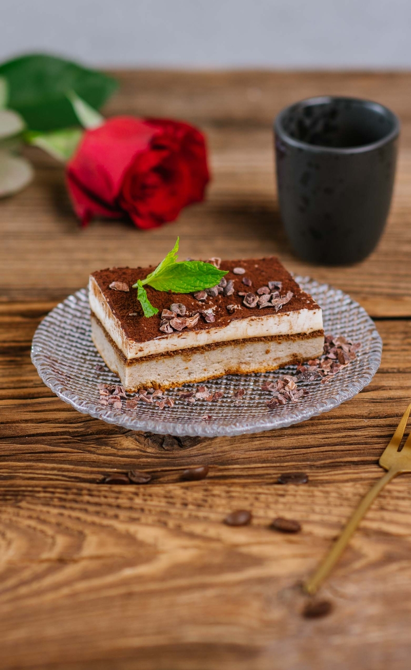 Fit tiramisu na spodzie bananowym