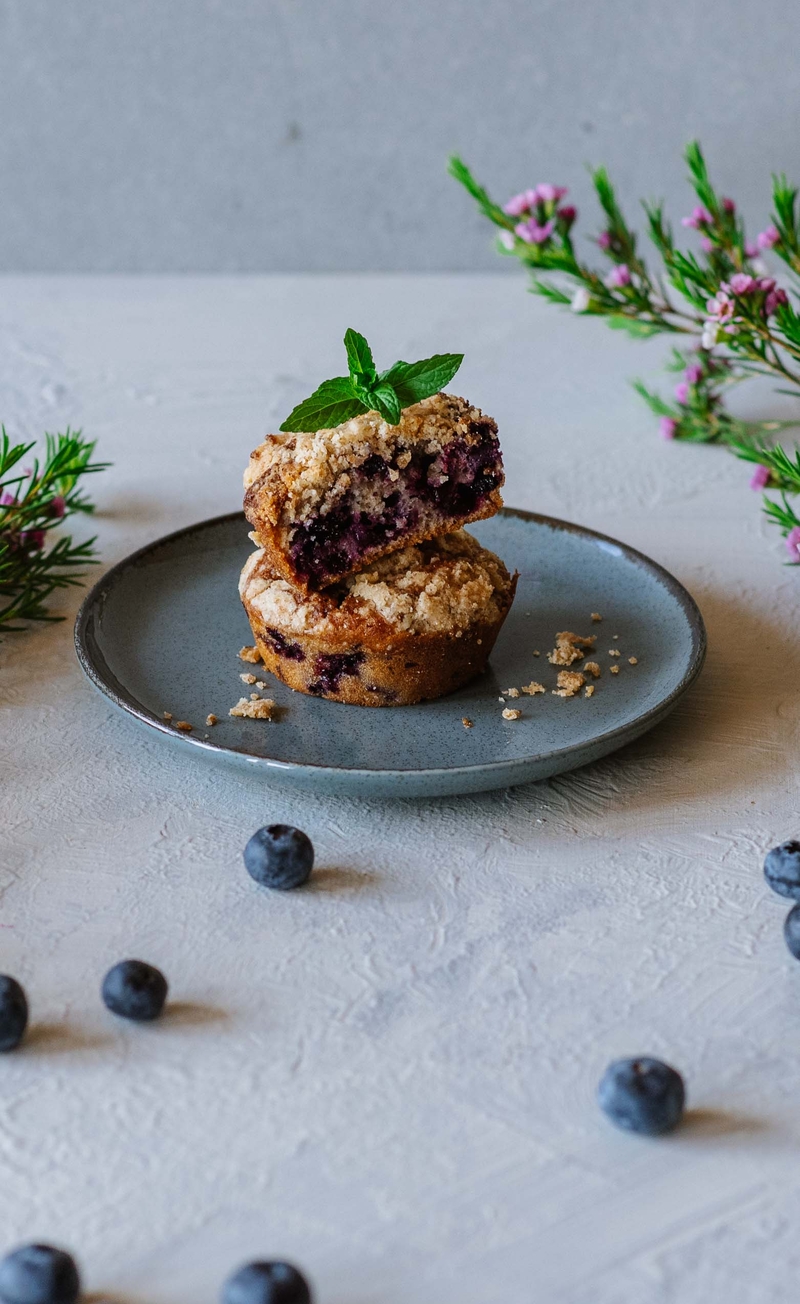 Muffiny z jagodami i kruszonką