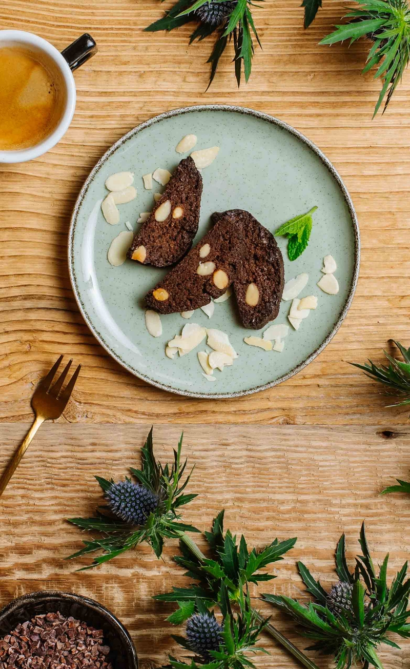 Keto biscotti kakaowo-orzechowe