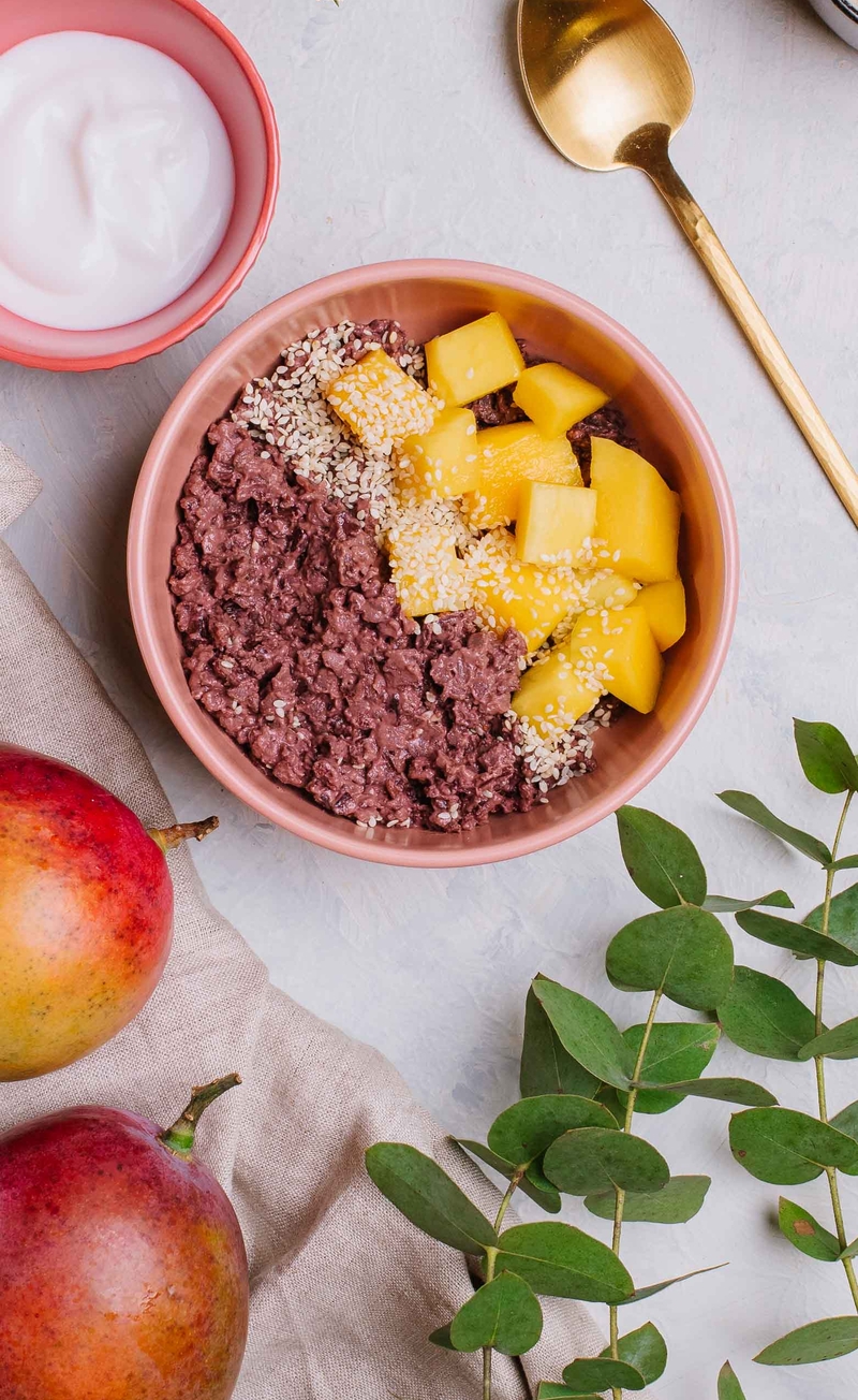 Black mango sticky rice