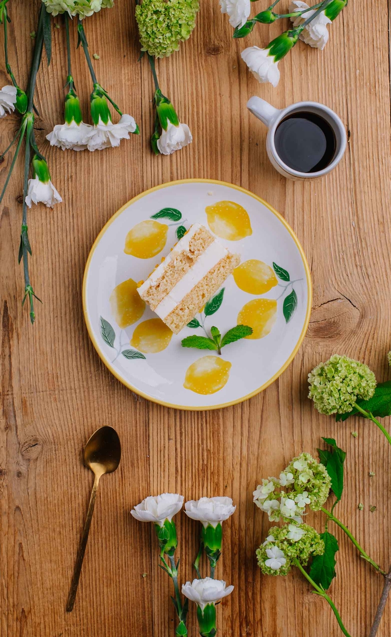 Keto tort z kremem z sycylijską czerwoną pomarańczą