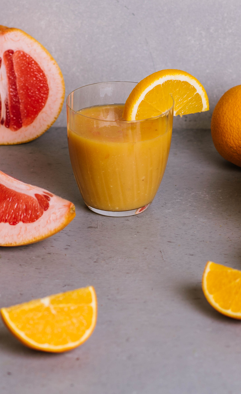 Smoothie: pomarańcza, grejpfrut, banan