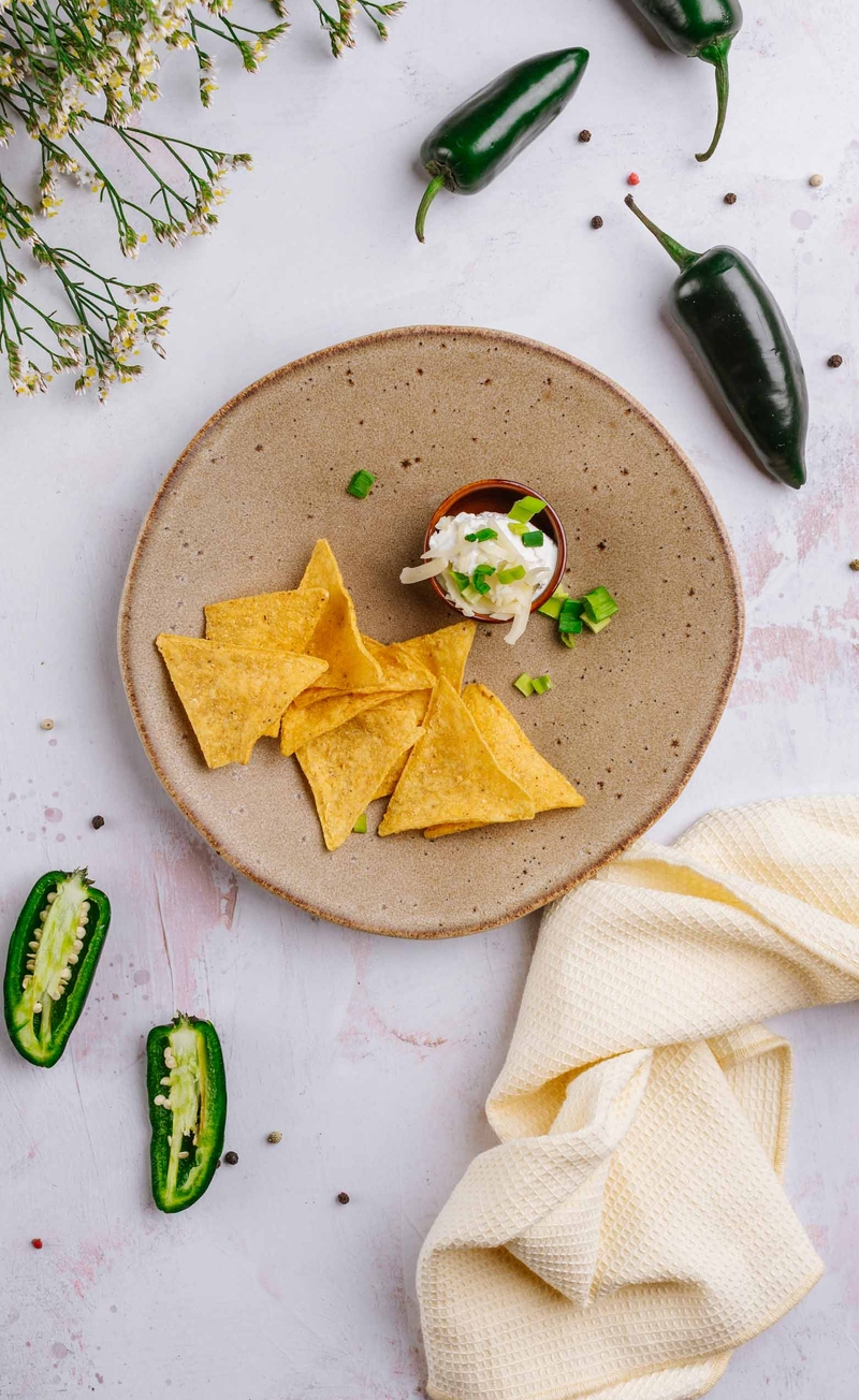 Twarożek z cheddarem i jalapeno, nachosy kukurydziane
