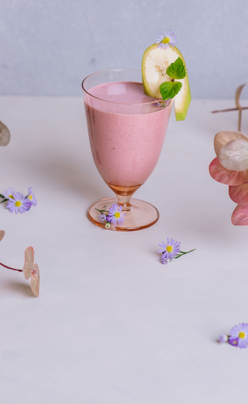 Koktajl: banan, wiśnia, jogurt naturalny