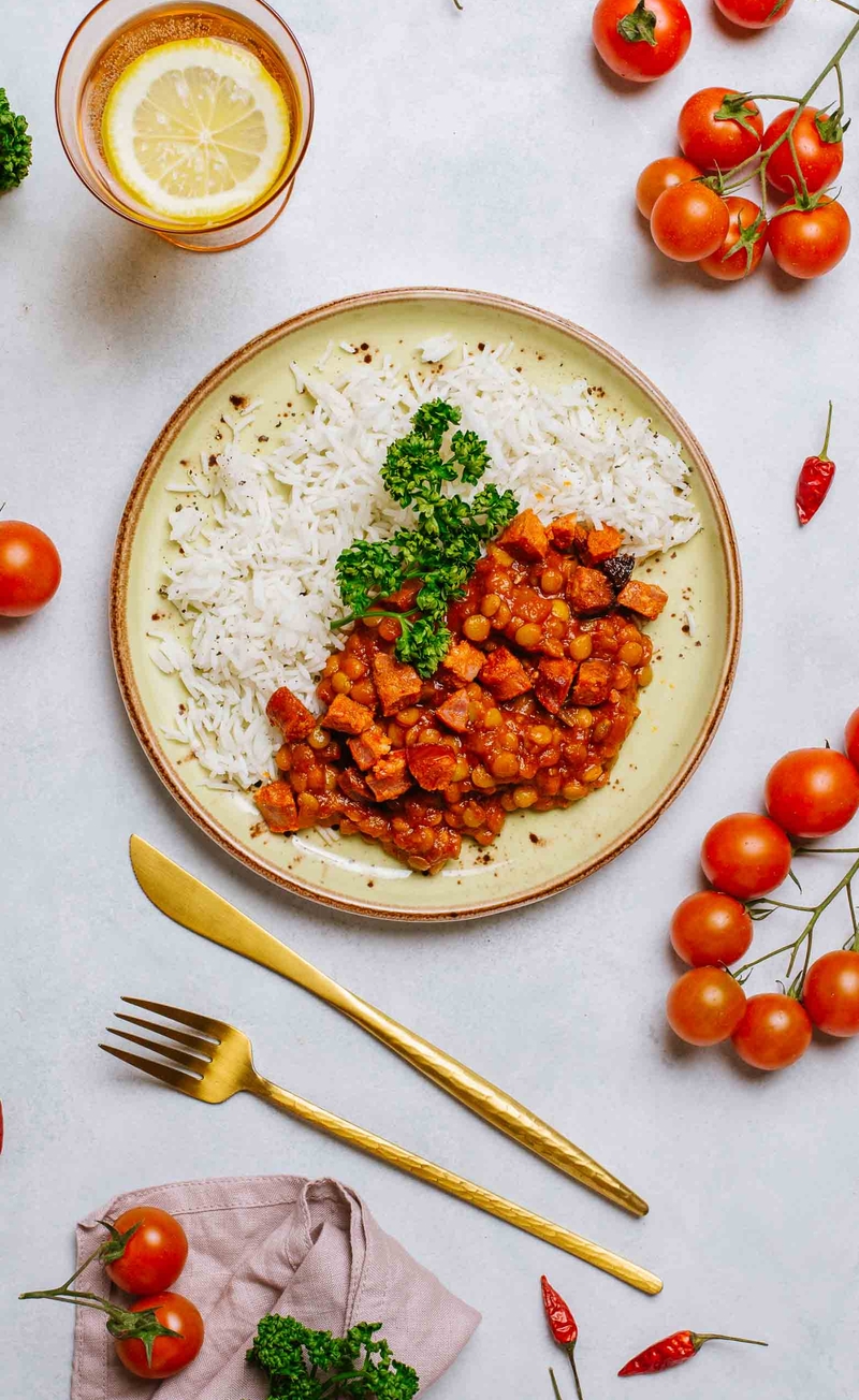 Soczewica na ostro z chorizo, ryż basmati