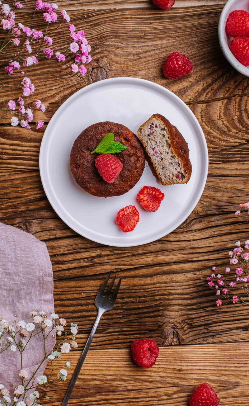 Keto muffinki malinowo-kokosowe