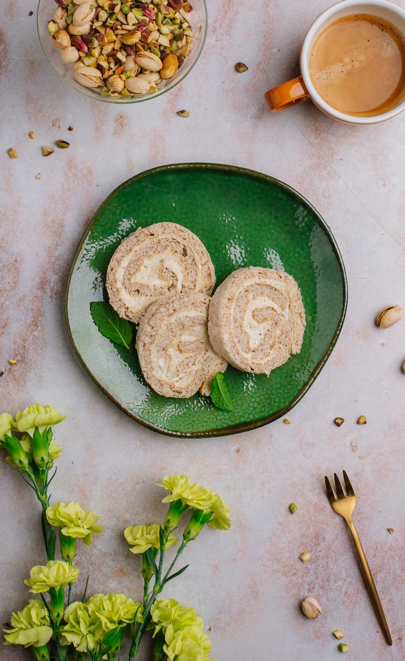 Keto rolada pistacjowa