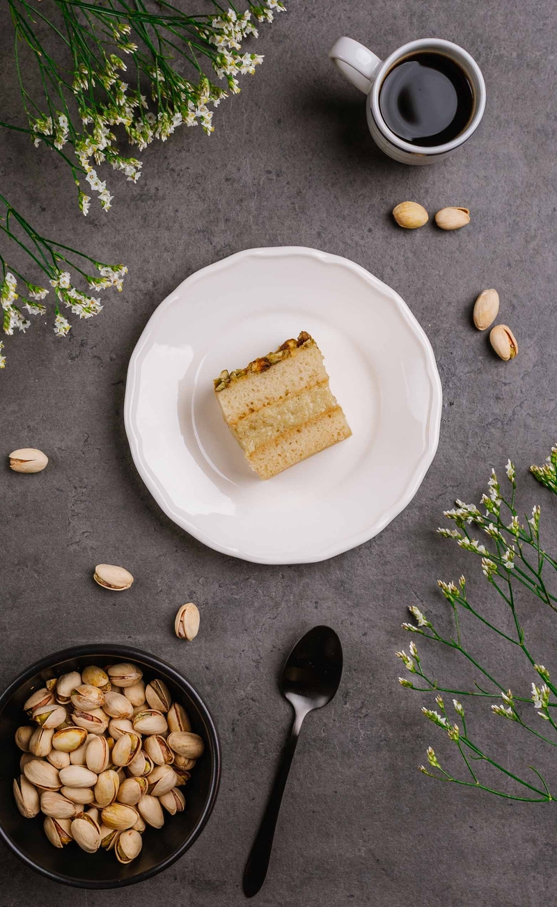 Roślinny tort z pistacjami