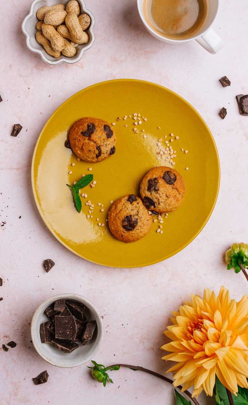 Orzechowe chocolate chip cookies bez cukru