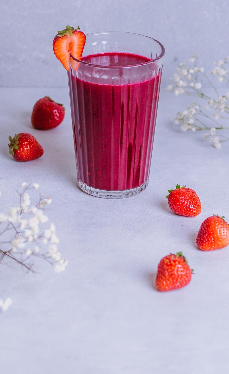 Smoothie: burak, truskawka, malina, jabłko