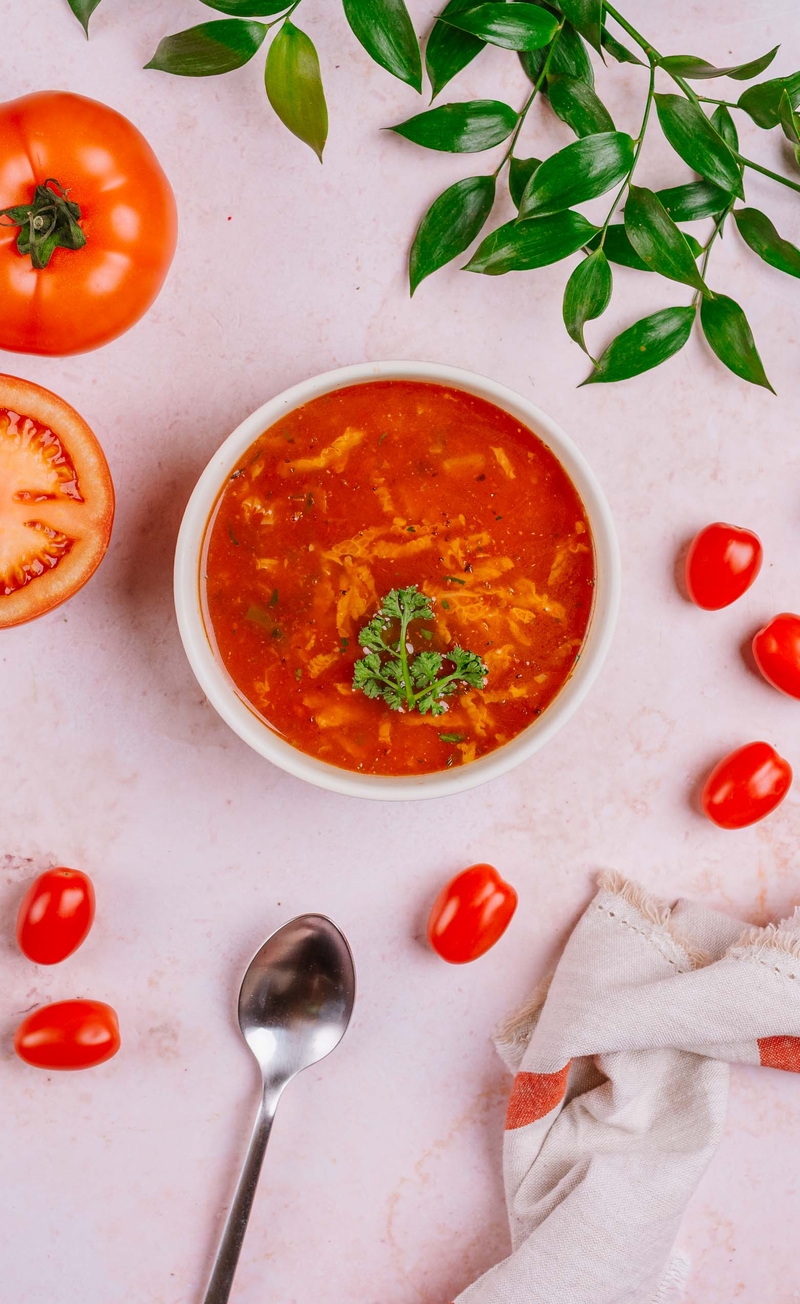 Minestrone z czerwoną soczewicą
