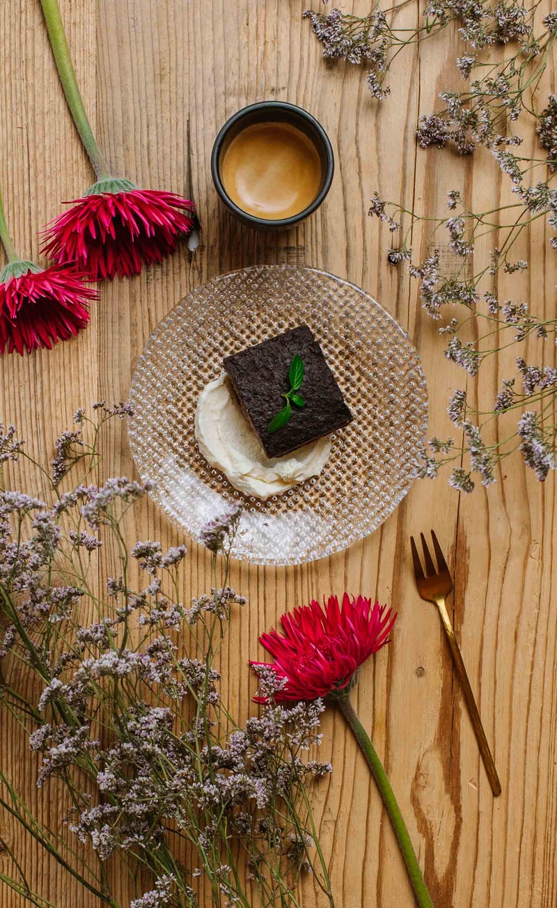 Keto ciasto czekoladowe z kremem mascarpone