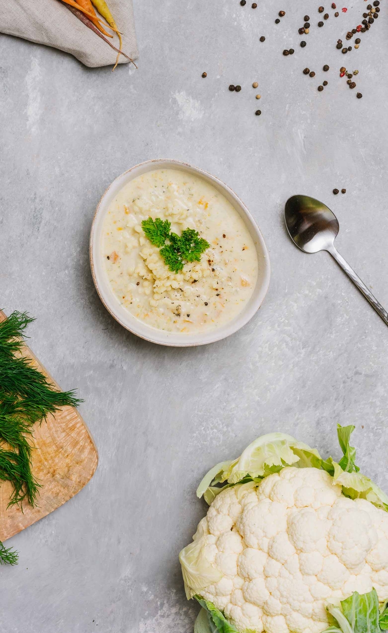 Zupa kalafiorowa z zacierkami