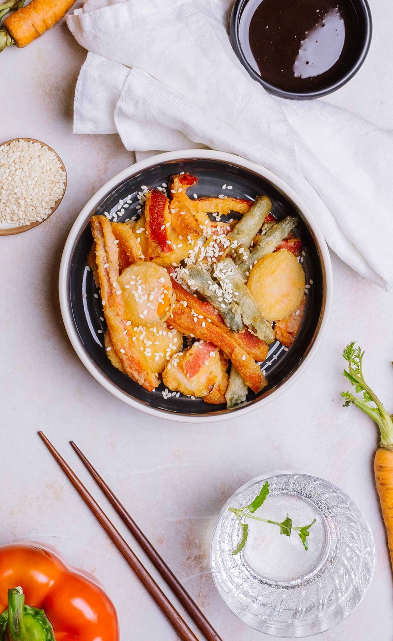 Warzywa w tempurze, sos teriyaki